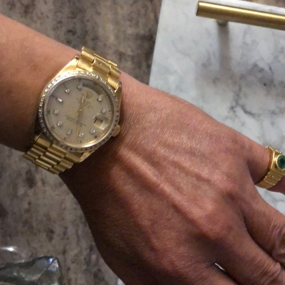 Rolex. Price not negotiable - Picture 4 of 5